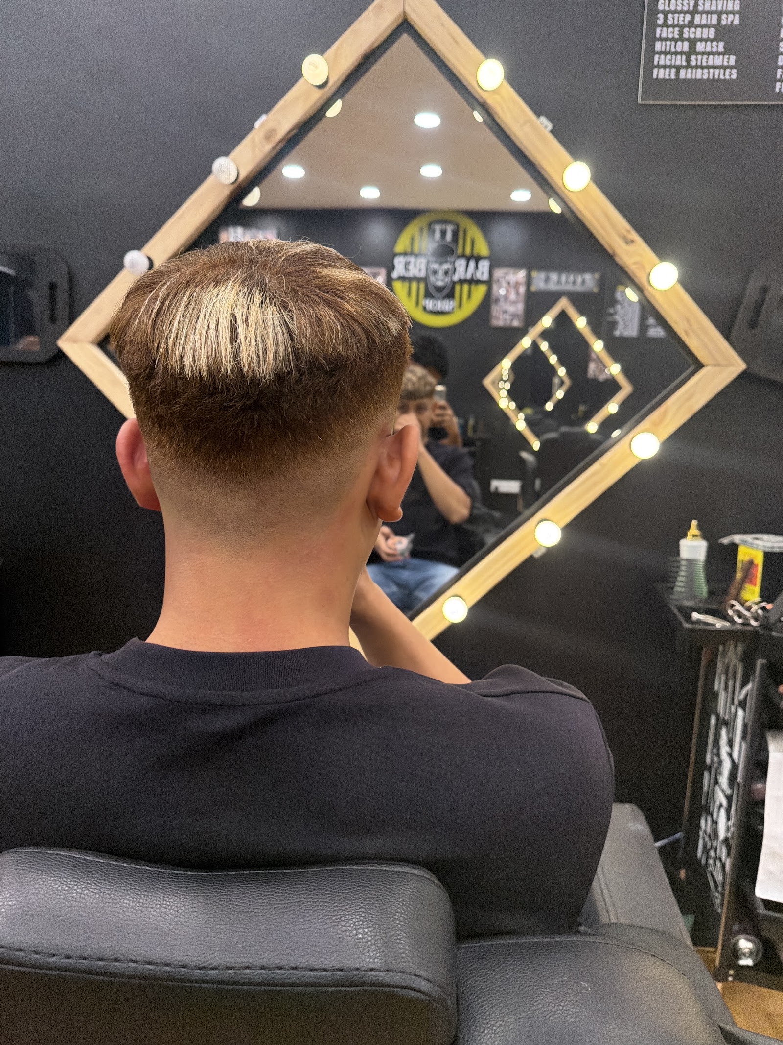 Inside TT Barber Shop JB